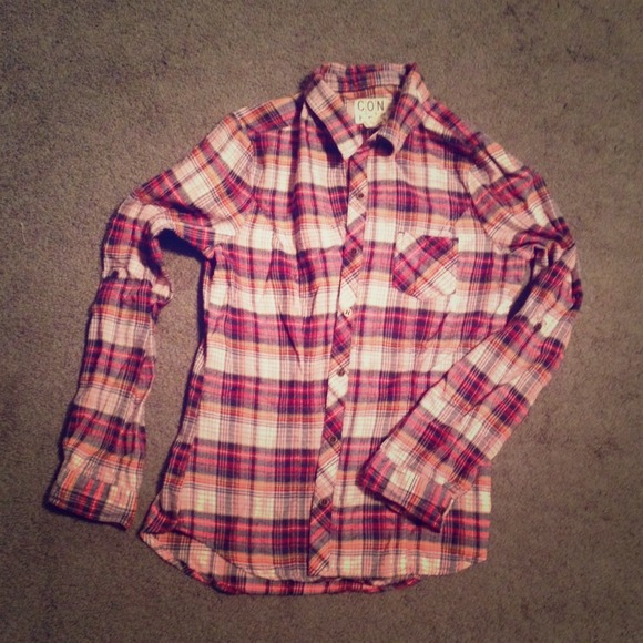 Long Sleeve Plaid Button Up