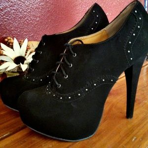 Platform ancle booties