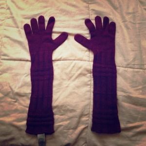 Burberry wool gloves