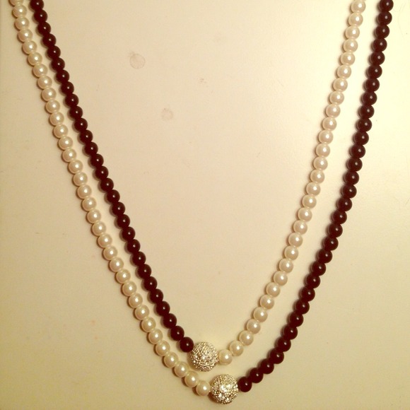 Black & white pearl necklace with CZ accent