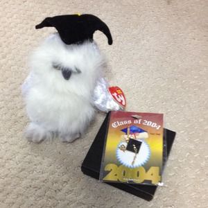 2004 TY Grad owl Beanie baby Class of 04 tac pin