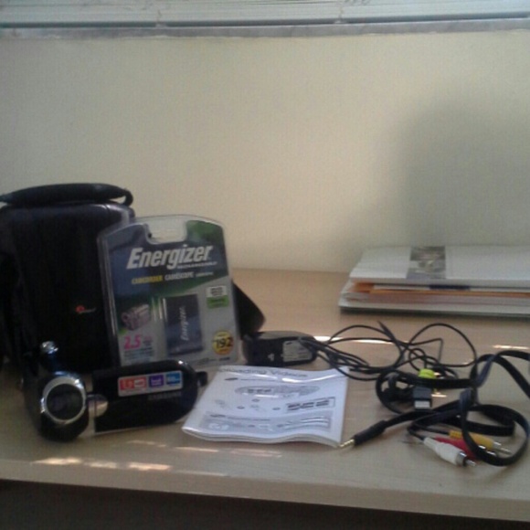 ***TRADED***New Samsung video camera