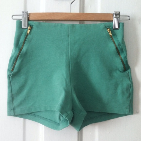 Zara | Mint Green Shorts | Small