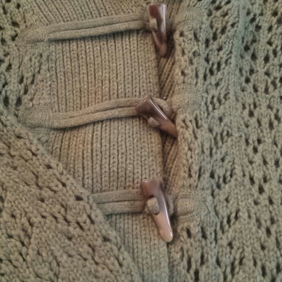 Sweater - Picture 2 of 4