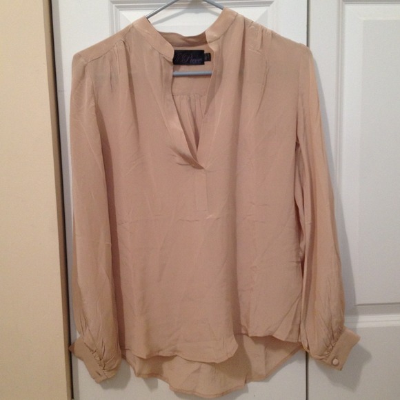 SOLD in bundle Never been worn silk top