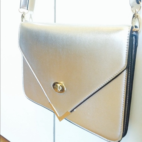 Silver metallic handbag TOPSHOP - Picture 2 of 3