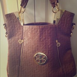 Tory burch bag ON hold !