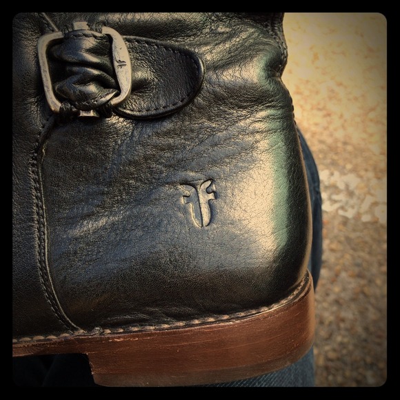 🚫SOLD Extra FRYE pics!