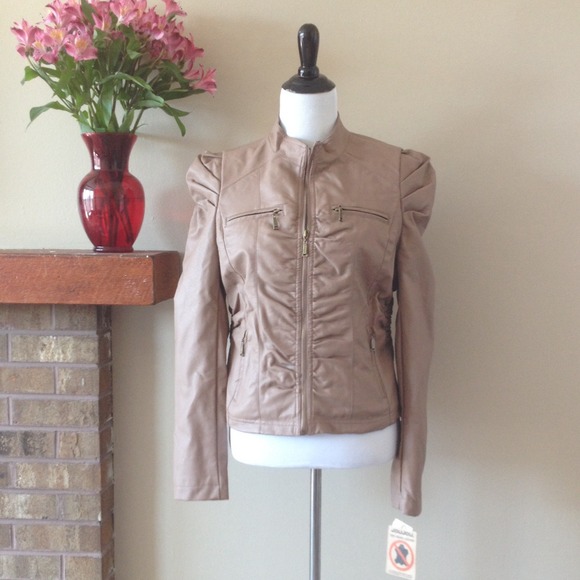 Jou Jou Jackets & Blazers - Super Steal🌸Faux Leather Jacket