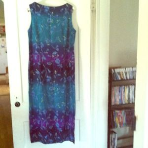 🌷BEAUTIFUL FLORAL DRESS🌷