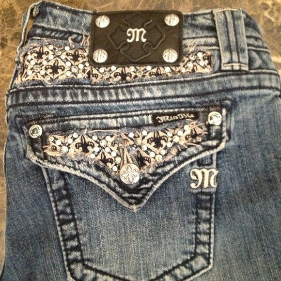 Miss Me size 30 Beautiful BLING Bootcut Jeans OMG
