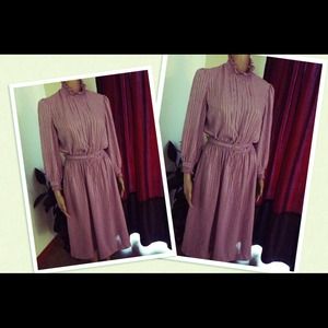 Vintage dress with belt