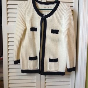⬇️sale⬇️ Old navy cream/navy chunky knit cardigan