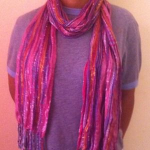 ⚠ REDUCED ⚠Cute scarf💢 Sold/ Bundle💢