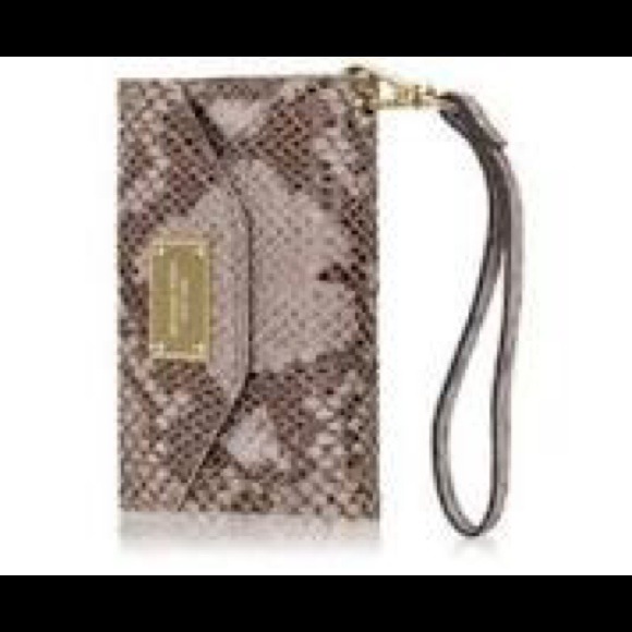 Micheal Kors iPhone 4 wristlet