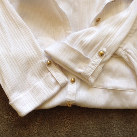 White blouse by TALBOTS - Picture 4 of 6