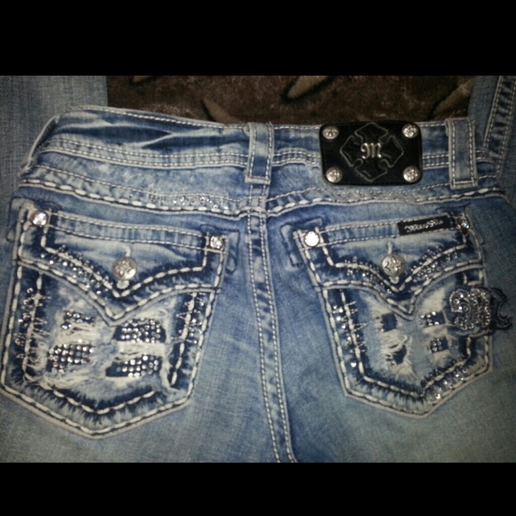**SOLD** Miss me boot cut 26
