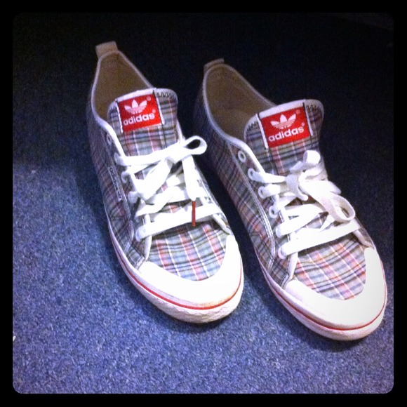 Adidas sneakers size 8