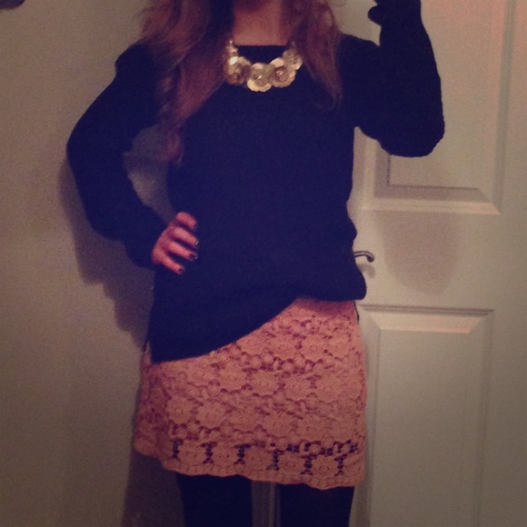 🚫sold in bundle🚫Love love love skirts and tights