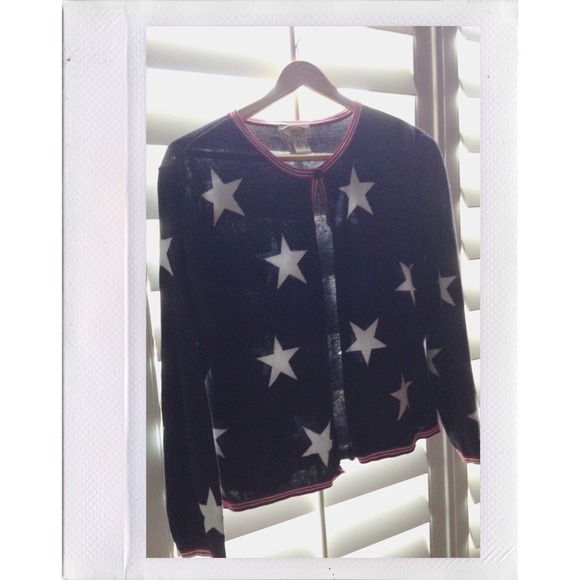 Red white & blue cardigan 🇺🇸⭐️
