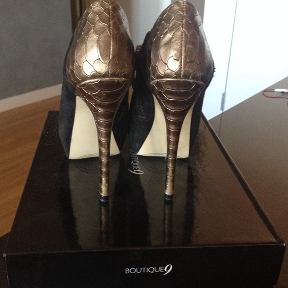 Booties - Picture 3 of 4