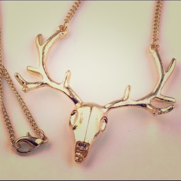 Jewelry - Reindeer Necklace