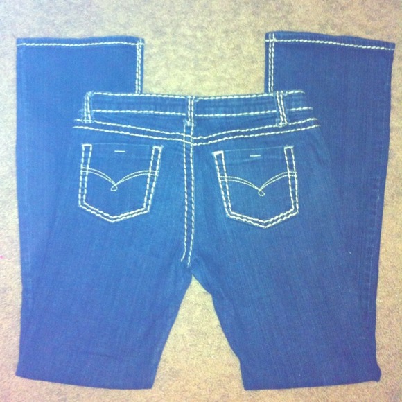 ⭐Blue Asphalt sz.9 BOGO!!