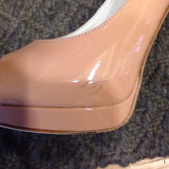 Vera Wang Lavender Label Selima Platform Pump Multi Glitter  Vera Wang Lavender Peep toe platform pump