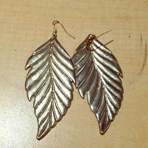 Gold metal feather earrings