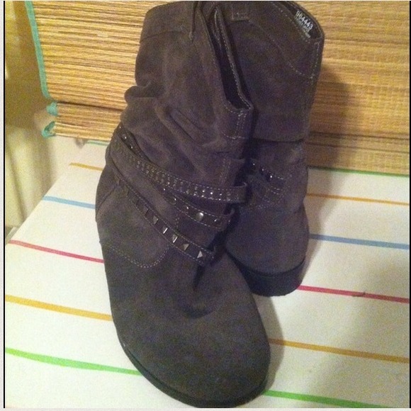 👢Suede boots - Picture 2 of 3