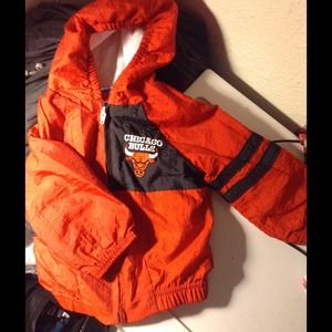 Vintage Bulls 2T WindBreaker