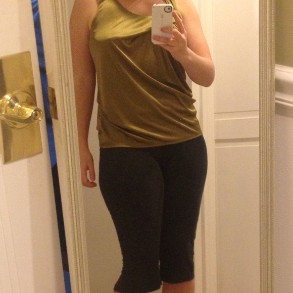 Silky green top