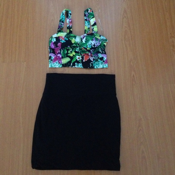 BUNDLE- crop top with skirt