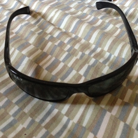 RayBan P