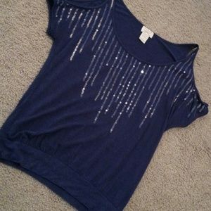 Navy blue shirt with sequence