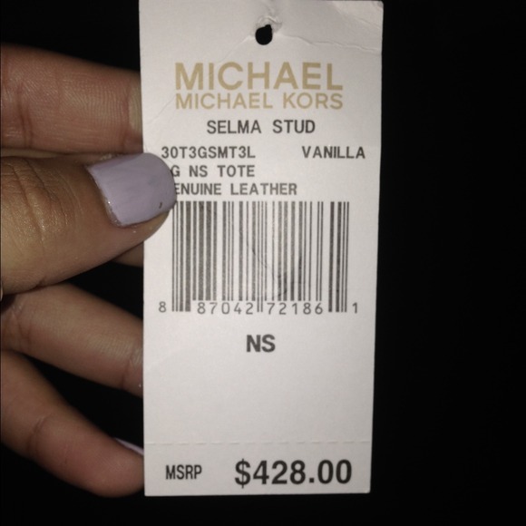 ✨ SOLD!! Authentic Michael Kors purse ✨ - Picture 2 of 2