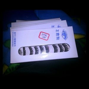 False lashes