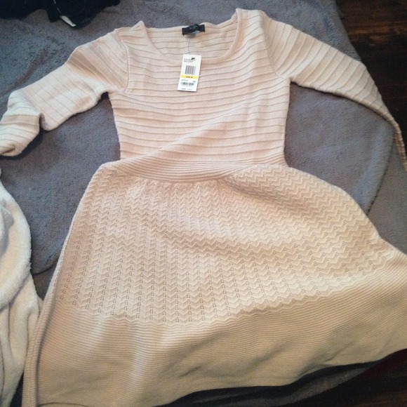 New Jessica Simpson dress