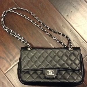 ‼️SOLD‼️Great purse!