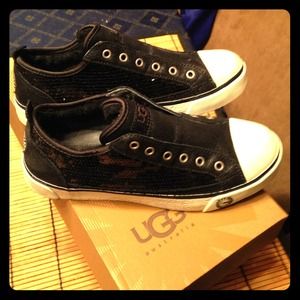 Ugg Laela with sparkles size 7 worn once.