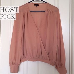 👑Host Pick👑 Nude semi-sheer long sleeve blouse