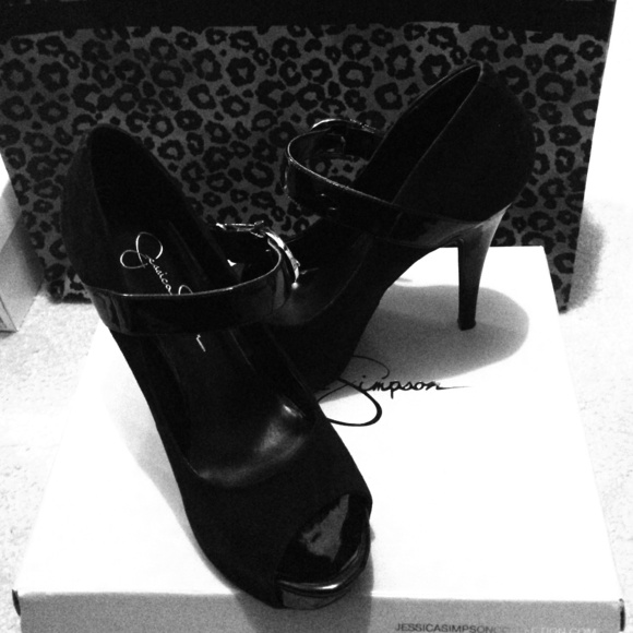Peep Toe Pumps