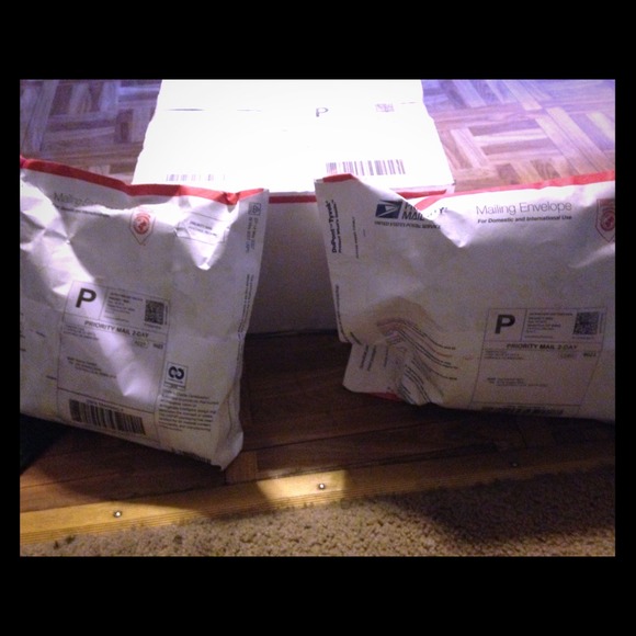 Shipping 10/19/13 🎉