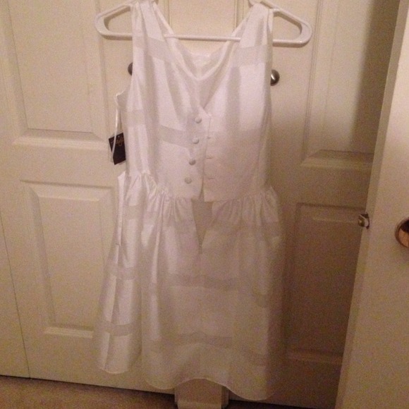 Beautiful never worn dress!