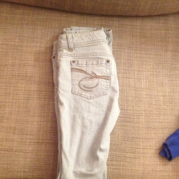 Light blue skinny jeans size 9