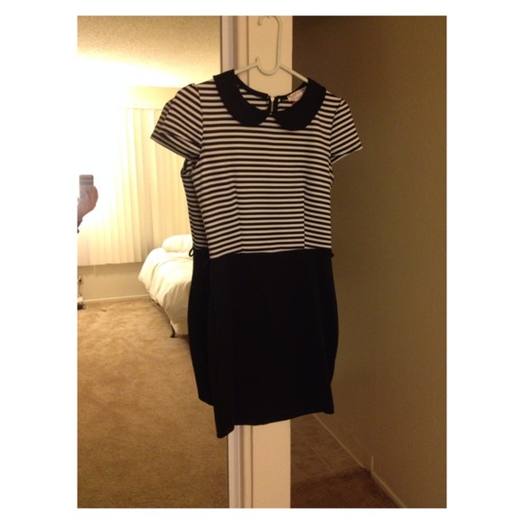Black & white vintage dress!