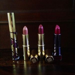 Estée Lauder Gloss& 3Lipsticks And 1 Covergirl NEW