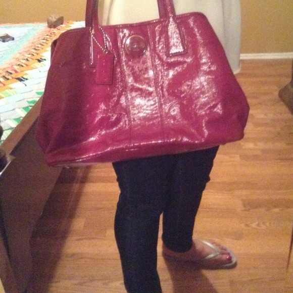 Autentic Coach Handbag - Picture 2 of 4