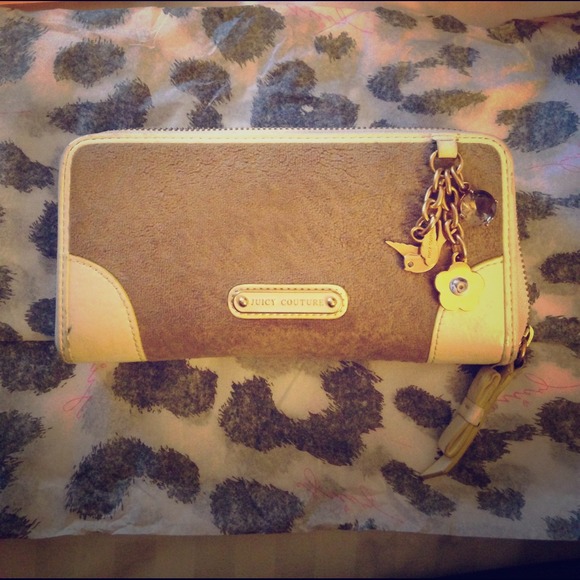 SOLD!!!PRICE REDUCED***Juicy couture wallet