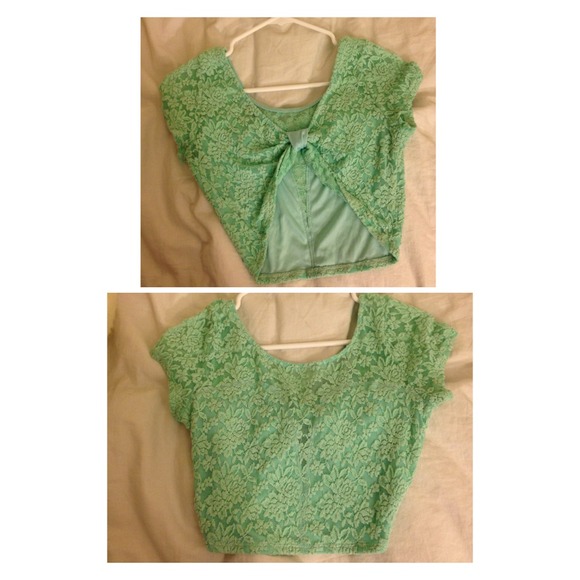 Mint green crop top!